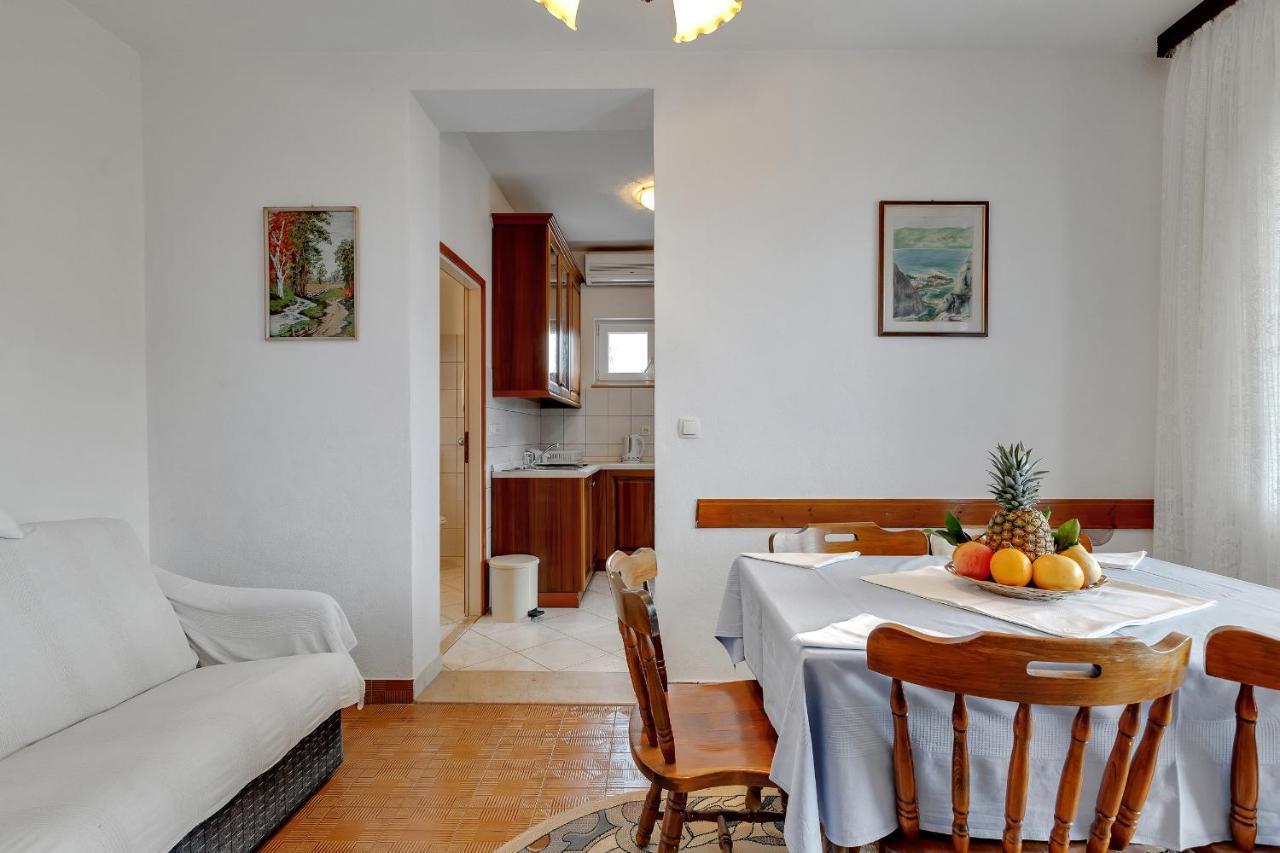 Apartments Tihomir Musac Omis Ngoại thất bức ảnh