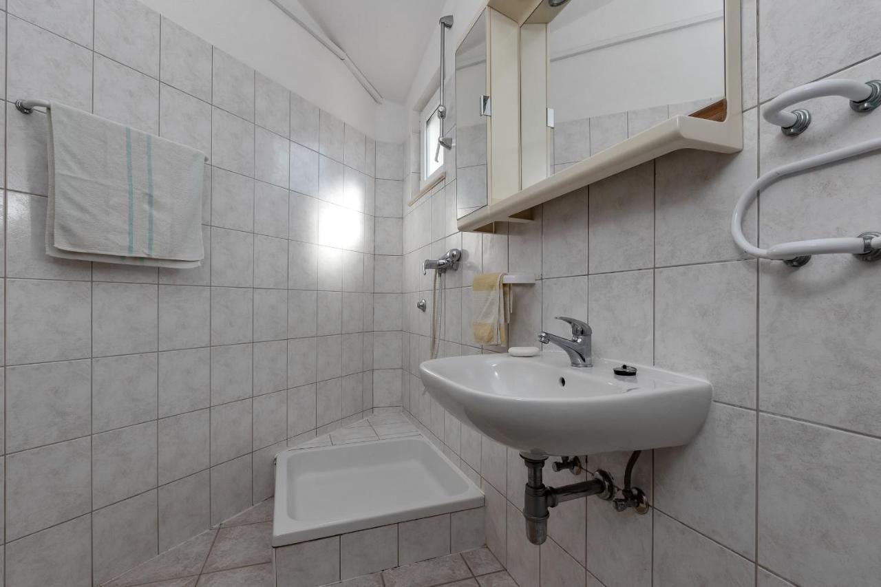 Apartments Tihomir Musac Omis Ngoại thất bức ảnh