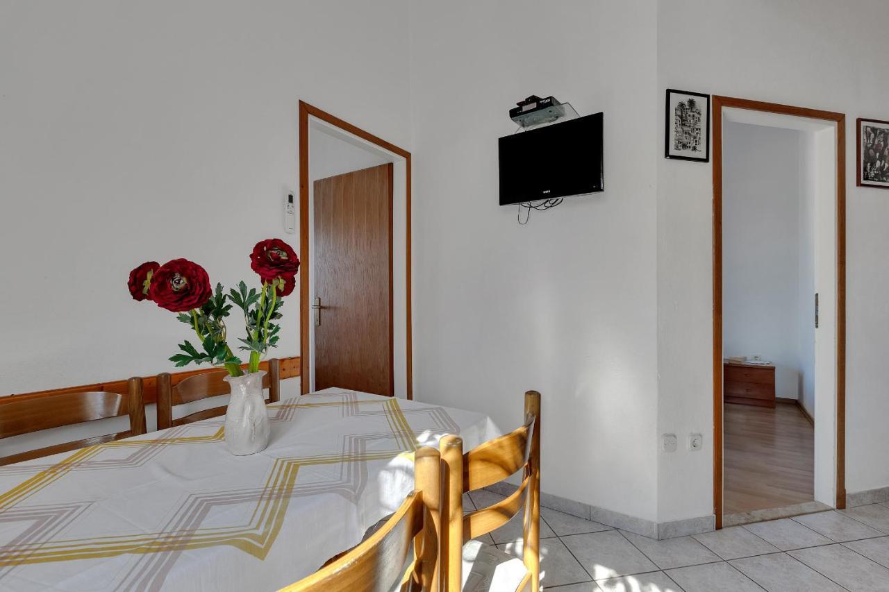 Apartments Tihomir Musac Omis Ngoại thất bức ảnh