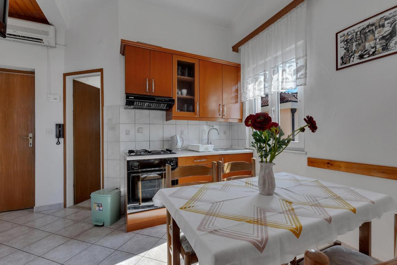 Apartments Tihomir Musac Omis Ngoại thất bức ảnh