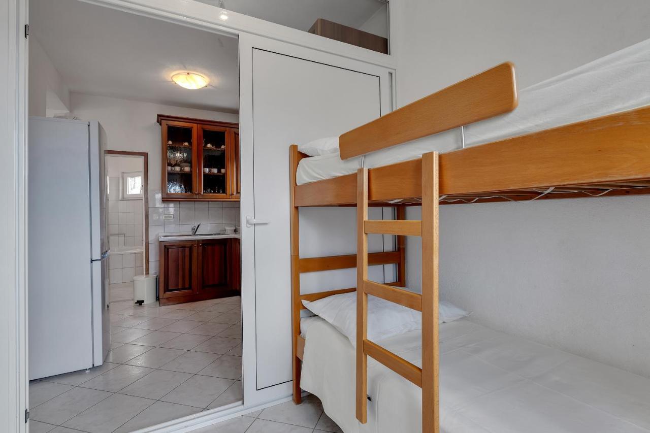 Apartments Tihomir Musac Omis Ngoại thất bức ảnh