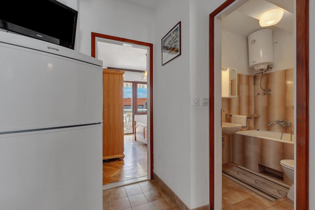 Apartments Tihomir Musac Omis Ngoại thất bức ảnh